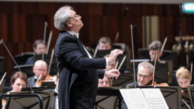 Биография А: Путь к успеху и личные достижения