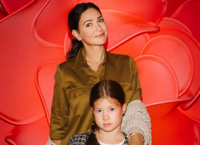 Звезды на сцене: Юлианна Караулова, Екатерина Климова и Анастасия Стоцкая блистали на премьере "Маленького принца"